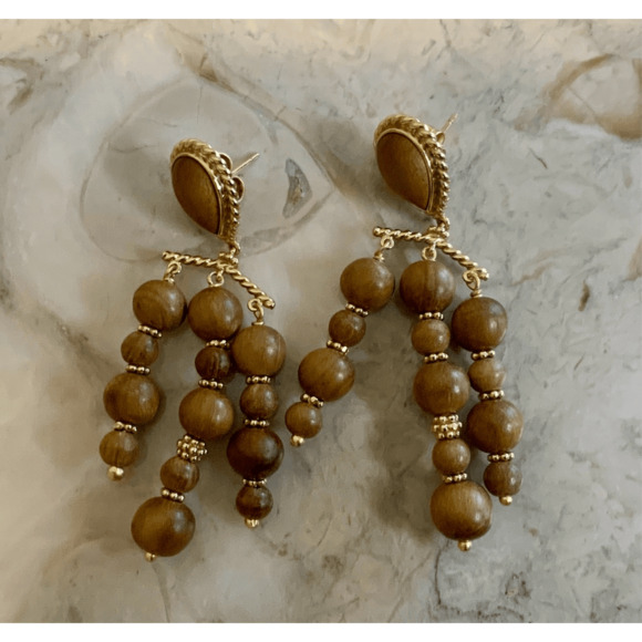 Capucine De Wulf Chandelier Wood Earrings - Picture 4 of 9